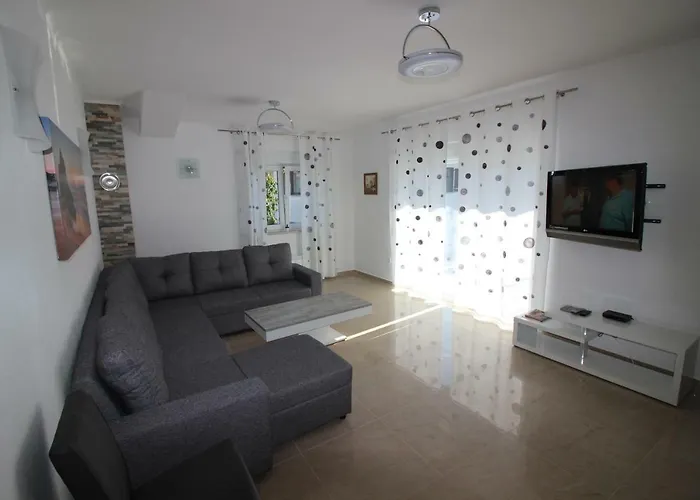 Apartment Umag 우마그