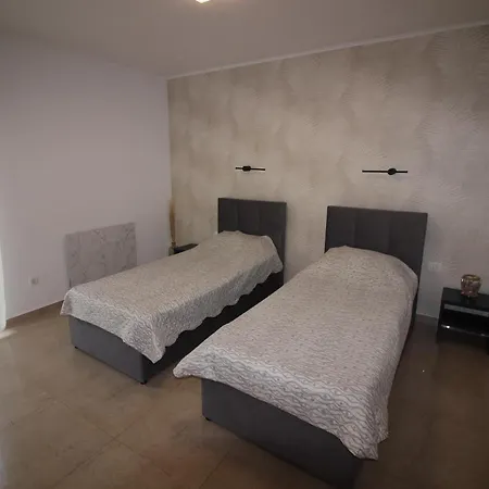 Apartment Umag Apartman *